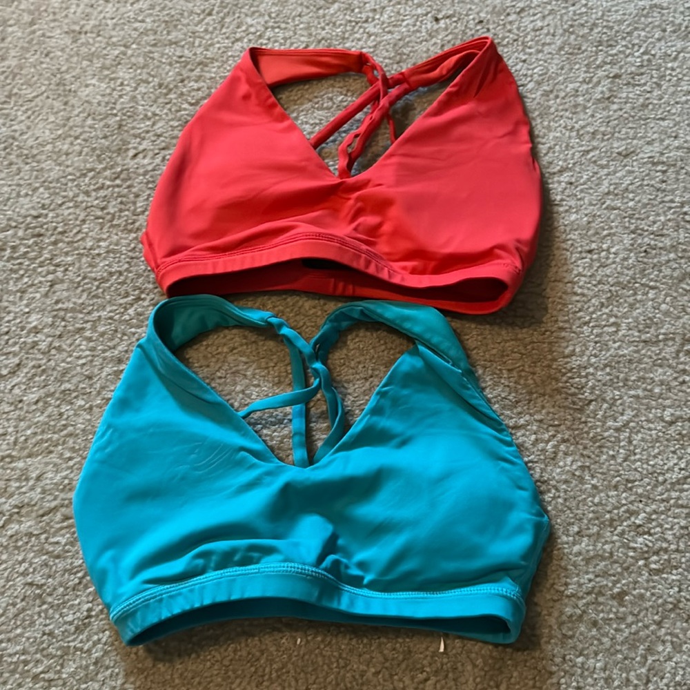 Two Ptula bras